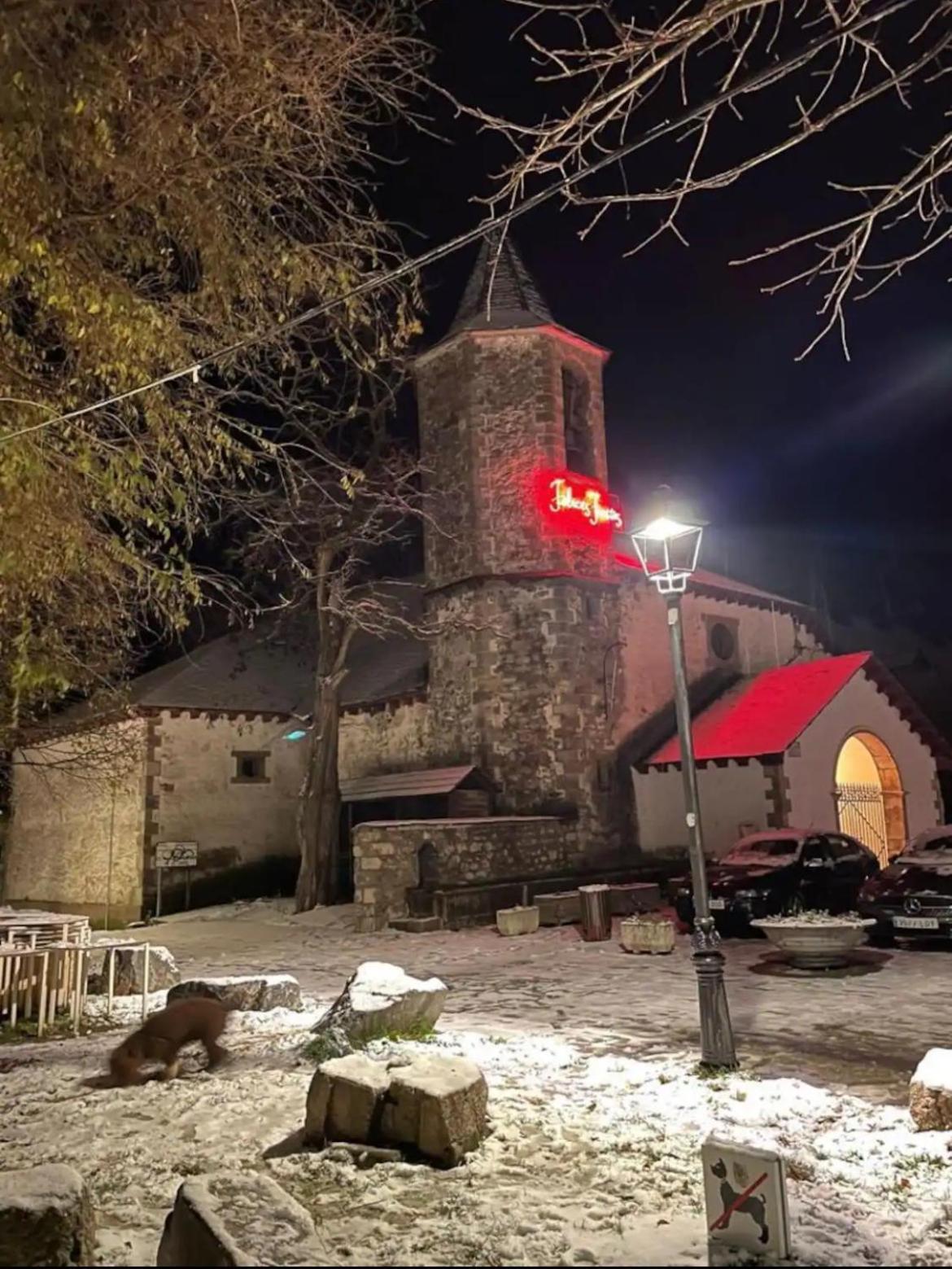 Apartahotel Canfranc Kültér fotó